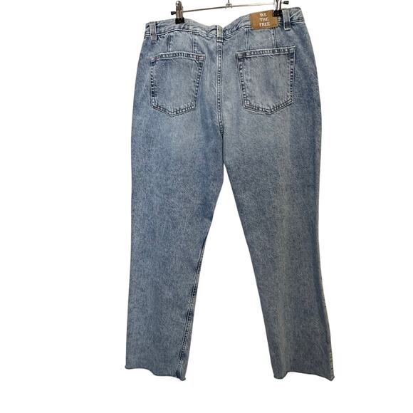 Free People Curvy Siren Low Rise Straight Leg Jeans Size 31 Button Fly - Picture 2 of 12